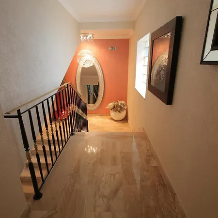 Guest house Pensiunea Perla Martiniei Nsd 5*