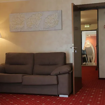 Pensiunea Perla Martiniei Nsd Guest house 5*